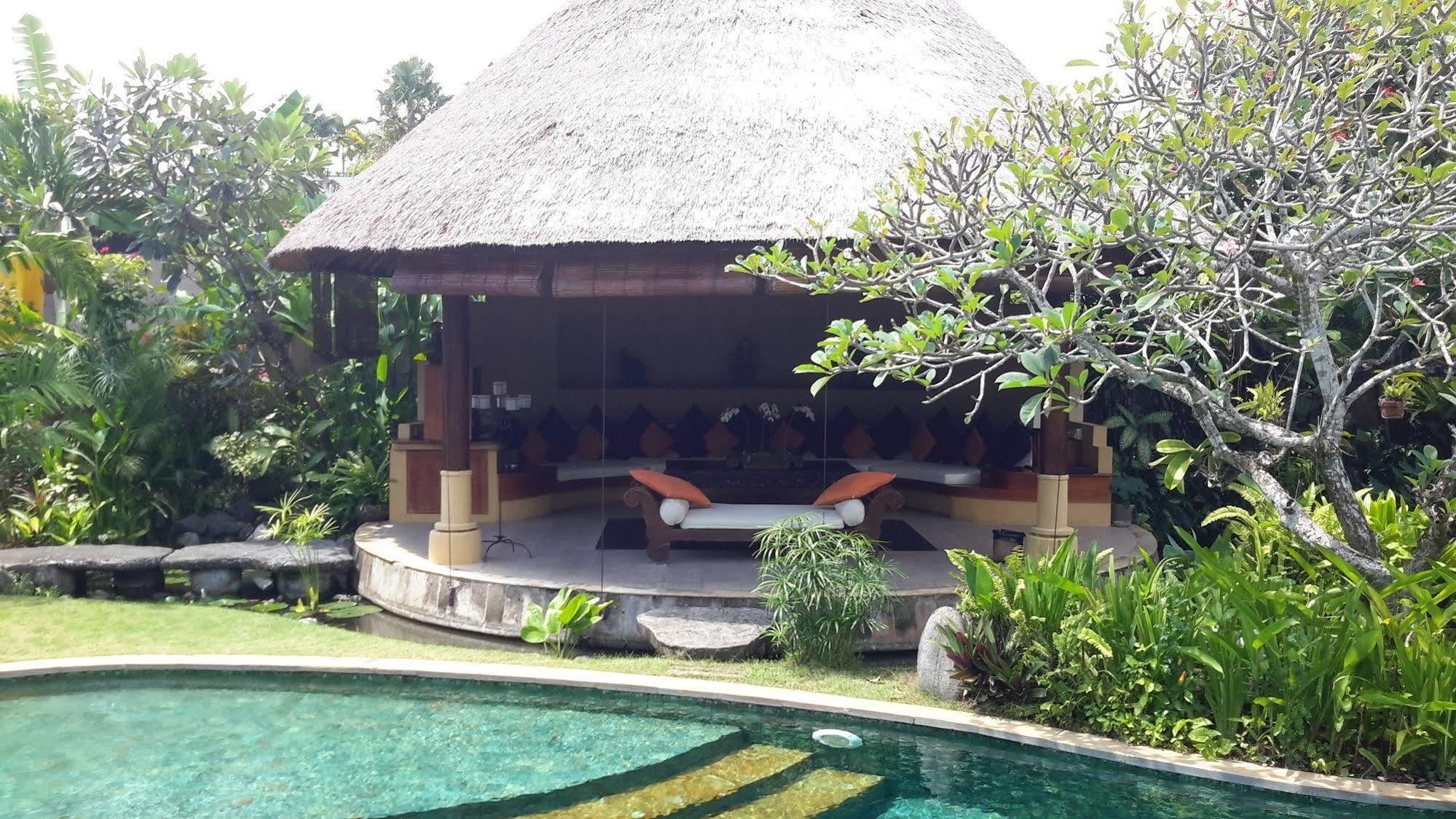 Villa Plawa Asri Seminyak Exterior foto